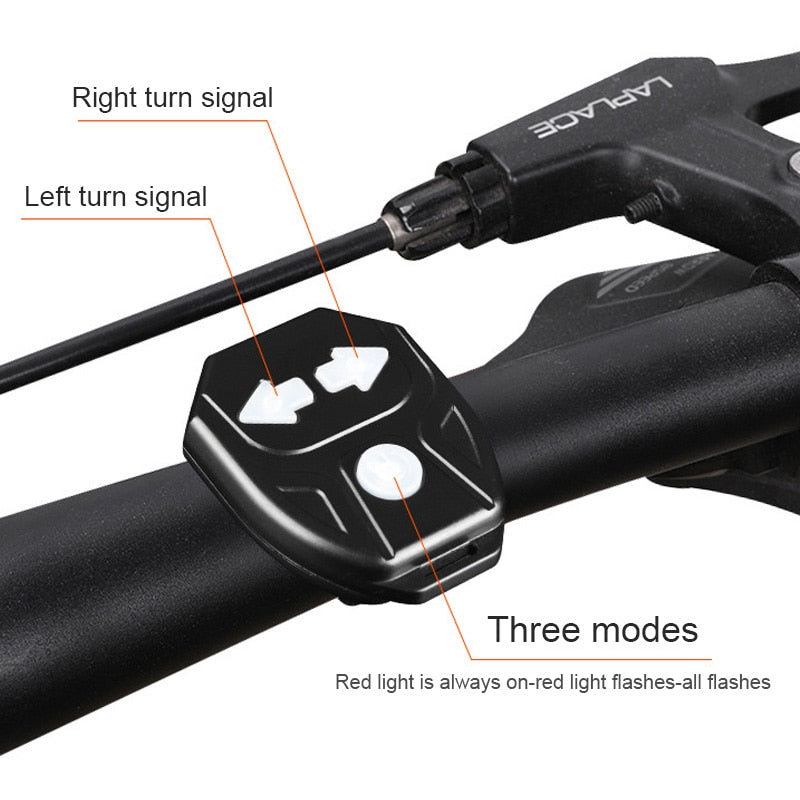 Luz traseira dos piscas de bicicleta com buzina